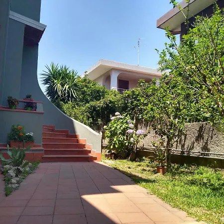 Route 114 Homestay Acireale